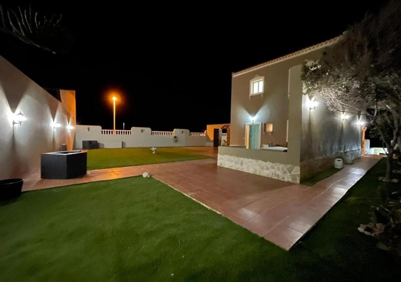 Amazing View El Medano Villa In With Jacuzzi Екстер'єр фото